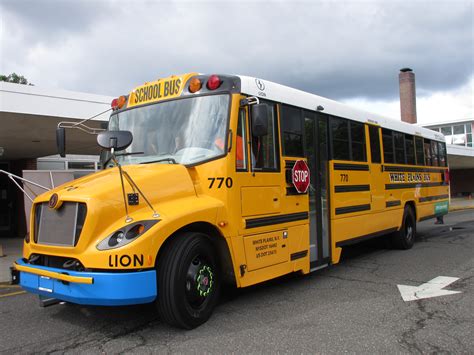 Scheme for recycling magic school buses